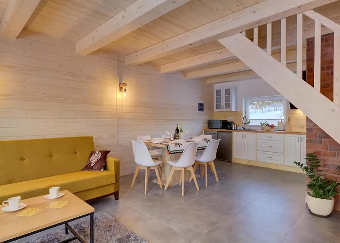 Letniskowe W Centrum Tylicza בית נופש *